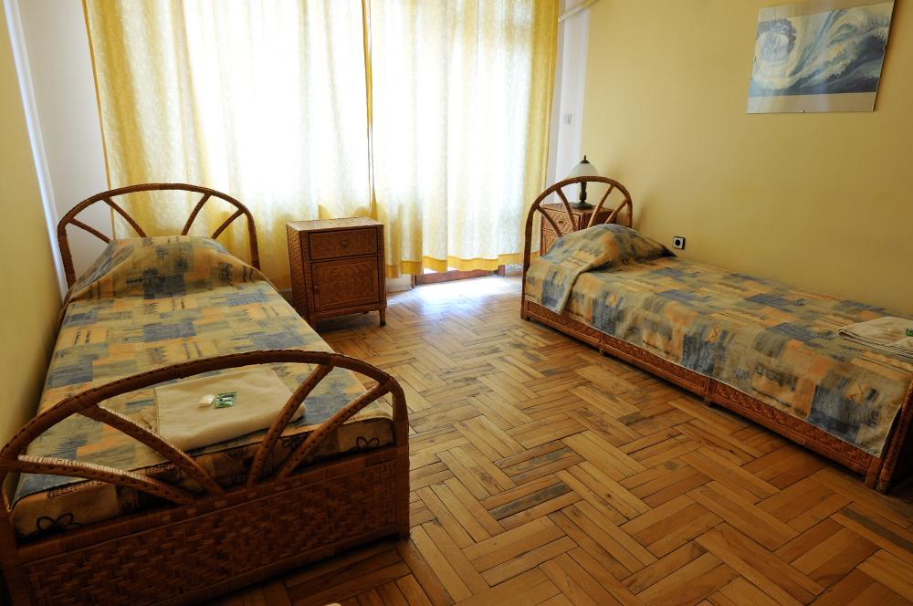Family Hotel Prolet ชูเมน ภายนอก รูปภาพ